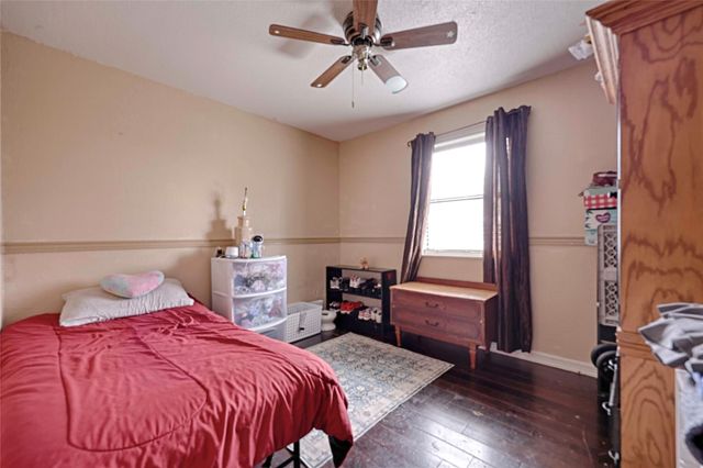 311 Klesel Street, Schulenburg, TX 78956