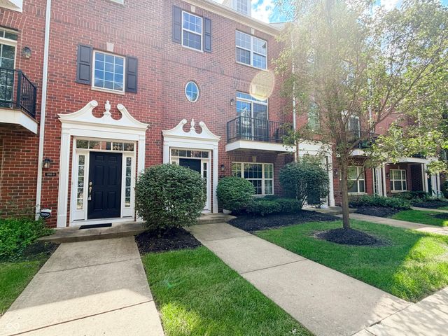 11910 Riley Drive 4, Zionsville, IN 46077
