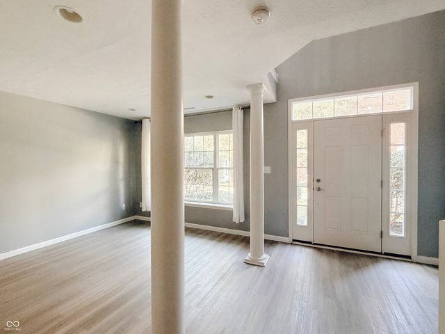 11910 Riley Drive 4, Zionsville, IN 46077