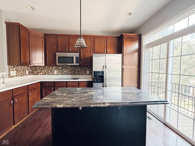 11910 Riley Drive 4, Zionsville, IN 46077