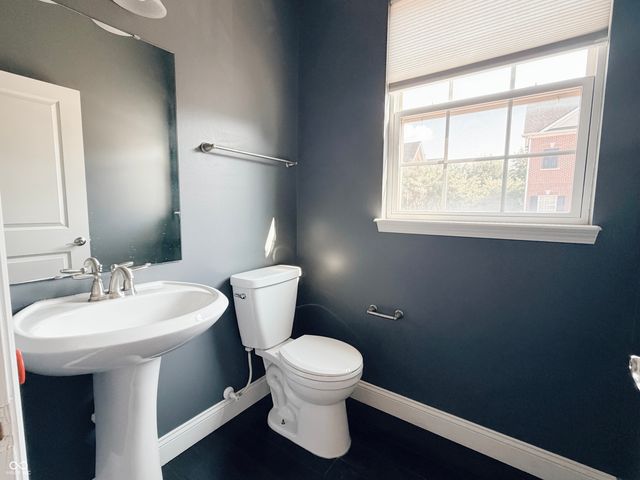 11910 Riley Drive 4, Zionsville, IN 46077