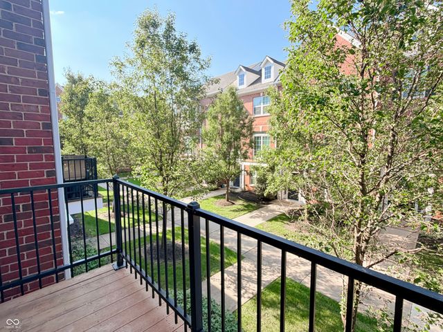 11910 Riley Drive 4, Zionsville, IN 46077