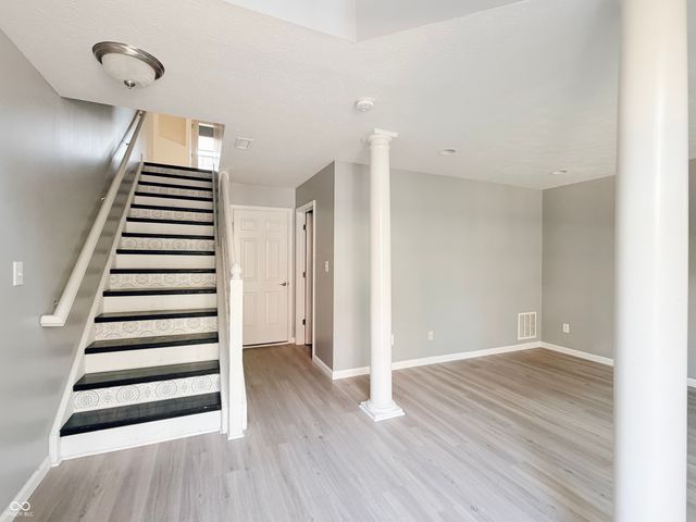 11910 Riley Drive 4, Zionsville, IN 46077