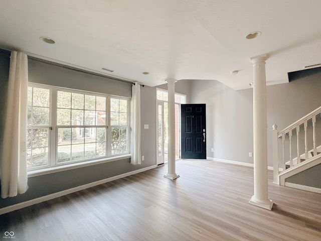 11910 Riley Drive 4, Zionsville, IN 46077
