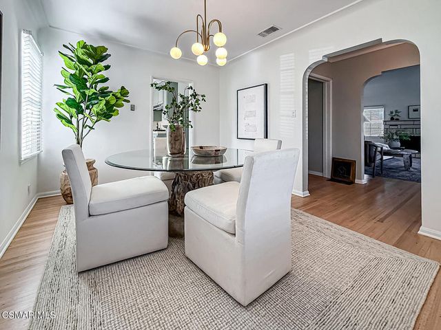 8419 Vicksburg Avenue, Los Angeles, CA 90045