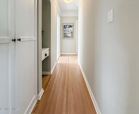 8419 Vicksburg Avenue, Los Angeles, CA 90045