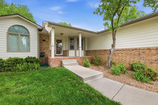 9414 W Sterling Ct, Wichita, KS 67205