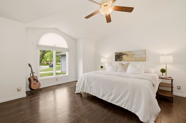 9414 W Sterling Ct, Wichita, KS 67205