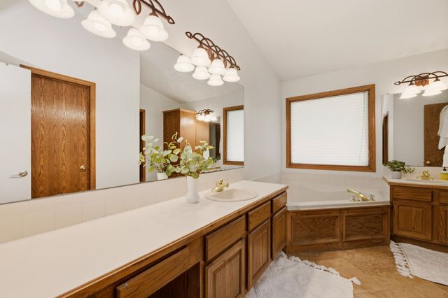 9414 W Sterling Ct, Wichita, KS 67205