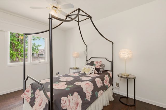 9414 W Sterling Ct, Wichita, KS 67205