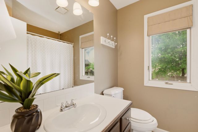 9414 W Sterling Ct, Wichita, KS 67205