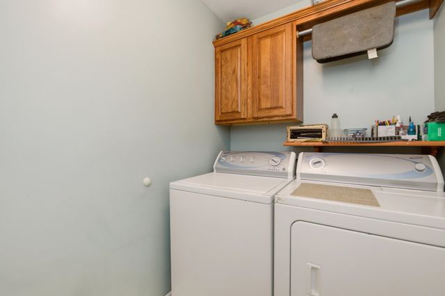 9414 W Sterling Ct, Wichita, KS 67205