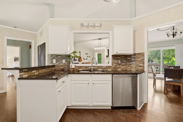 9414 W Sterling Ct, Wichita, KS 67205