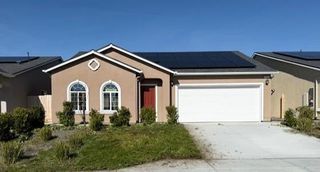 1221 E Orange Street, Avenal, CA 93204