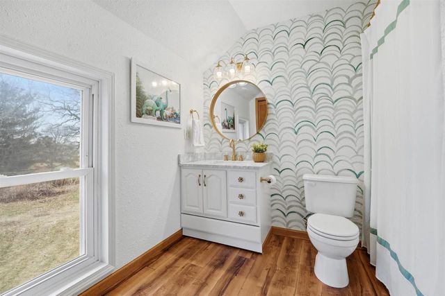 530 CLAIRVILLE ROAD, Oshkosh, WI 54904