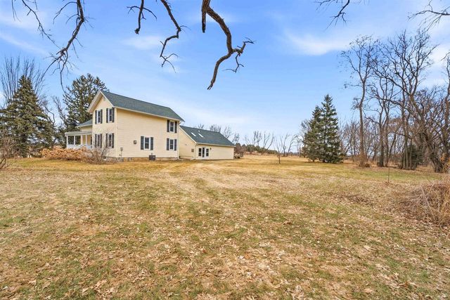 530 CLAIRVILLE ROAD, Oshkosh, WI 54904