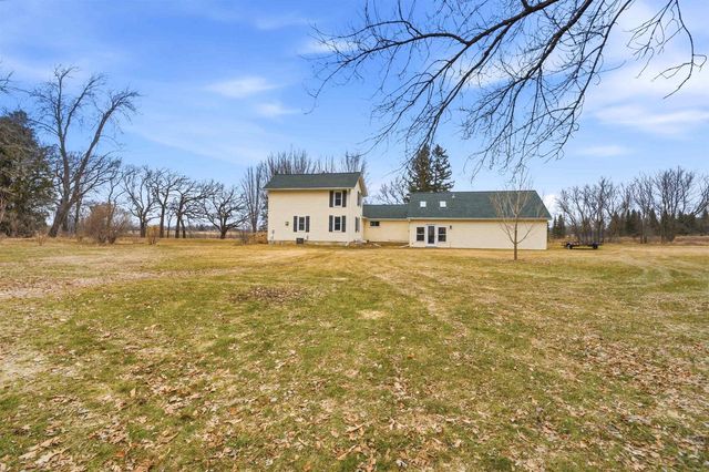 530 CLAIRVILLE ROAD, Oshkosh, WI 54904