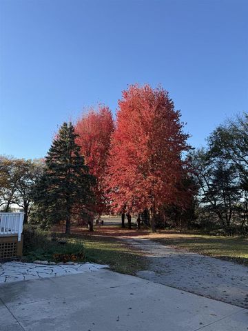 530 CLAIRVILLE ROAD, Oshkosh, WI 54904