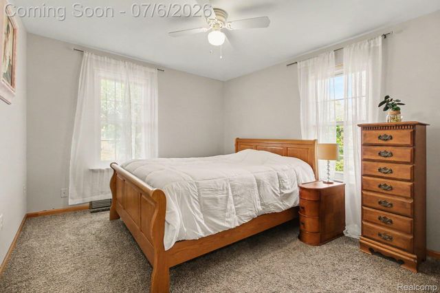 28427 Longmeadow Lane, Brownstown Charter Township, MI 48183