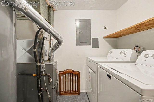 28427 Longmeadow Lane, Brownstown Charter Township, MI 48183