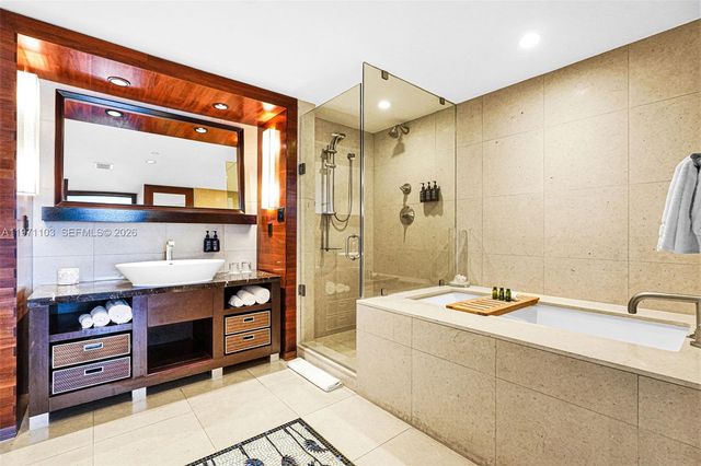 6801 S Collins Ave 611, Miami Beach, FL 33141