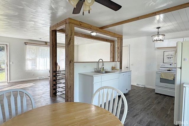 11679 State Road 120, Middlebury, IN 46540