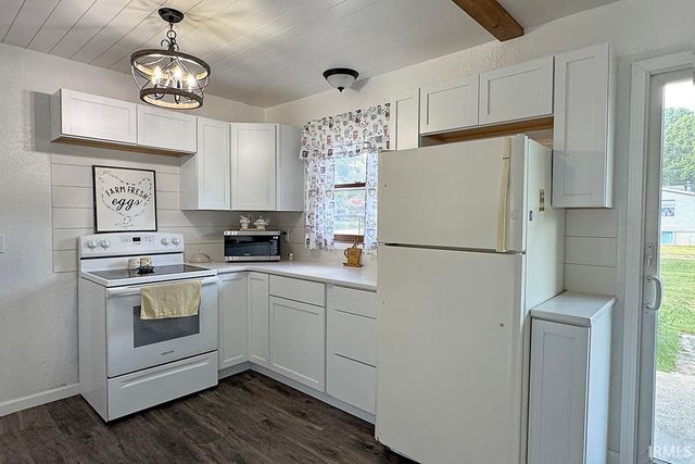 11679 State Road 120, Middlebury, IN 46540