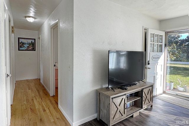 11679 State Road 120, Middlebury, IN 46540