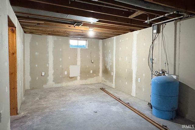 11679 State Road 120, Middlebury, IN 46540