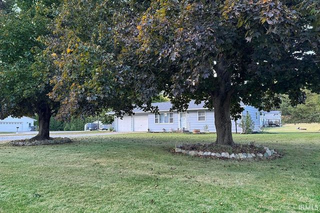 11679 State Road 120, Middlebury, IN 46540