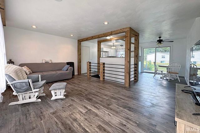 11679 State Road 120, Middlebury, IN 46540