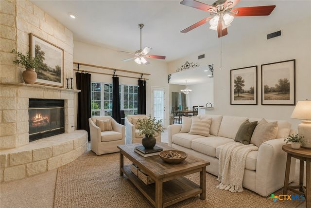 209 Cascade Trail, San Marcos, TX 78666