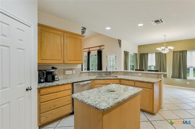 209 Cascade Trail, San Marcos, TX 78666
