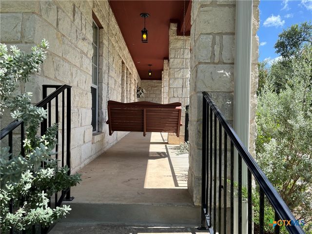 209 Cascade Trail, San Marcos, TX 78666