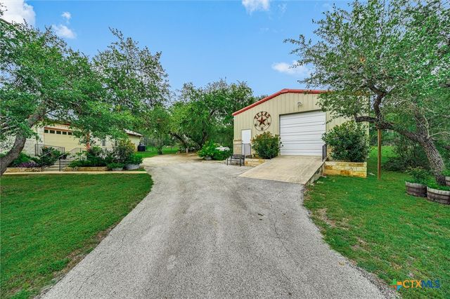 209 Cascade Trail, San Marcos, TX 78666