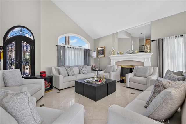 4025 E Regency, Orange, CA 92867