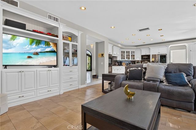 4025 E Regency, Orange, CA 92867