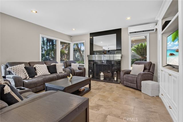 4025 E Regency, Orange, CA 92867