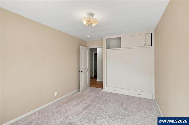 275 Culver Ln S, Salem, OR 97302