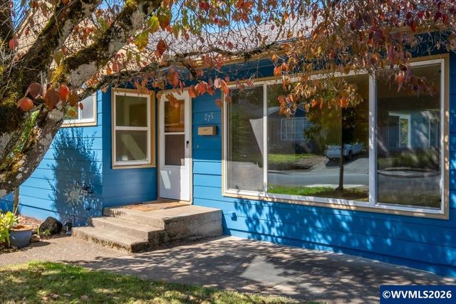 275 Culver Ln S, Salem, OR 97302