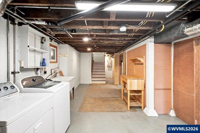 275 Culver Ln S, Salem, OR 97302