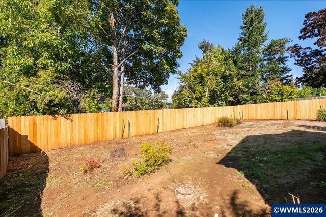 275 Culver Ln S, Salem, OR 97302