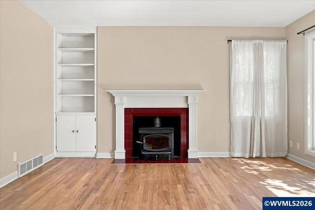275 Culver Ln S, Salem, OR 97302