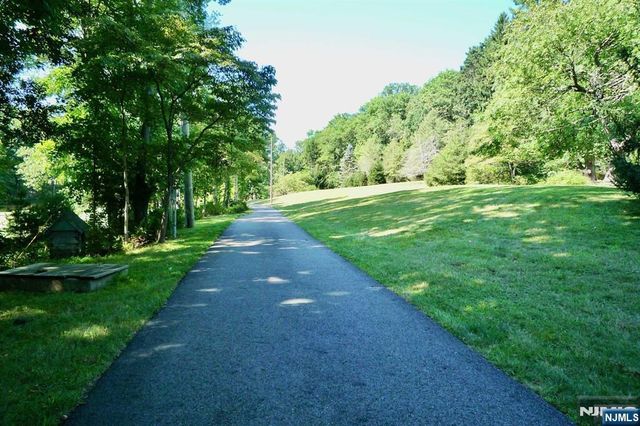 46-48 Oak Road, Boonton Township, NJ 07005