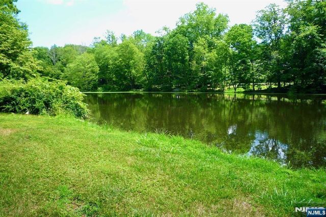 46-48 Oak Road, Boonton Township, NJ 07005