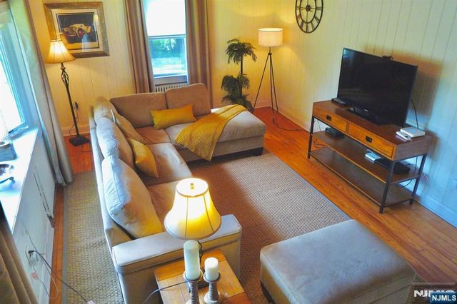 46-48 Oak Road, Boonton Township, NJ 07005
