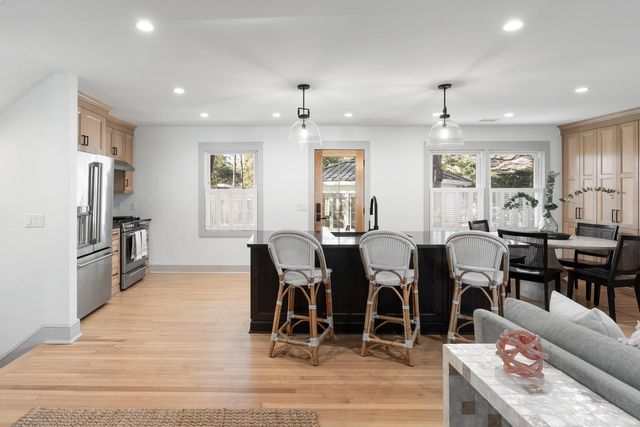 412 Palm Street, Mount Pleasant, SC 29464