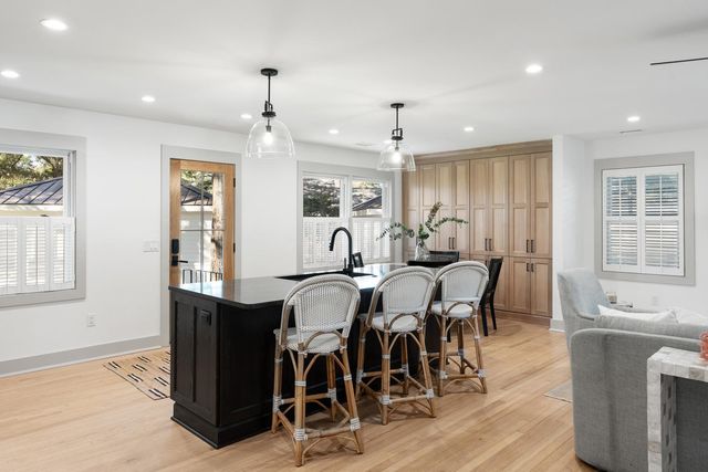 412 Palm Street, Mount Pleasant, SC 29464