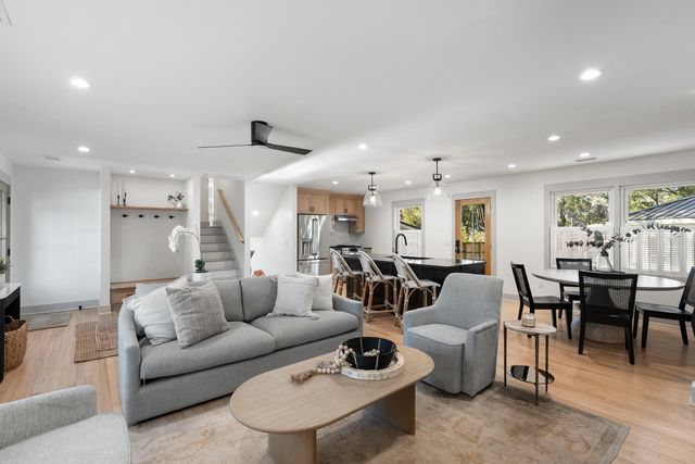 412 Palm Street, Mount Pleasant, SC 29464