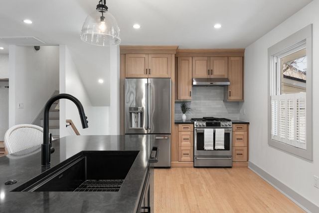 412 Palm Street, Mount Pleasant, SC 29464